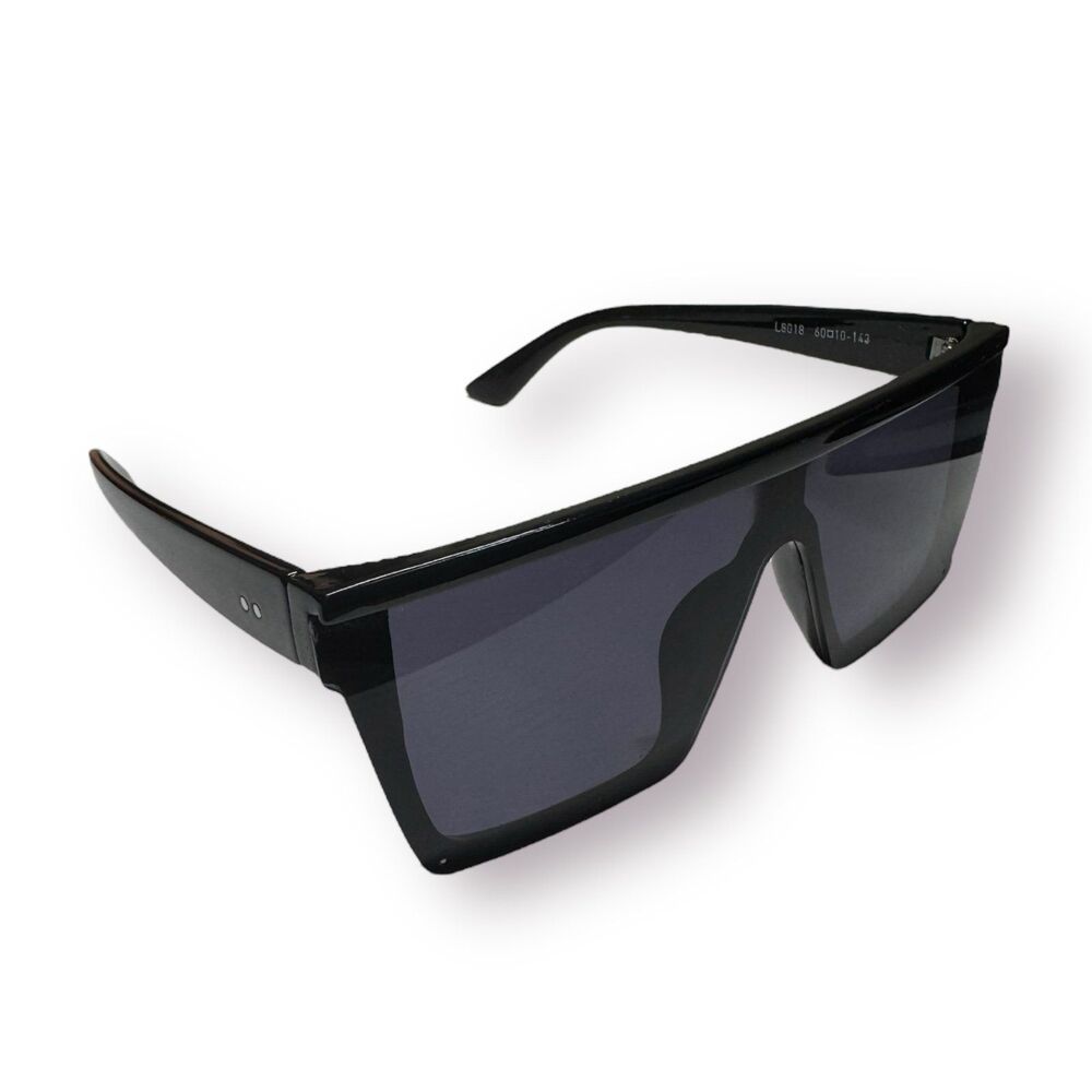 Black Shield Retro Oversized Sunglasses Smokey Lenses 143mm‎